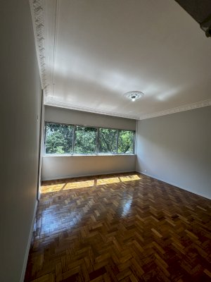 Apartamento Condomínio, Residencial, 2 dormitório(s), 1 vaga(s) de garagem