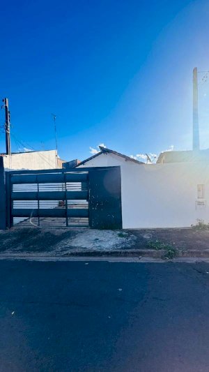 Outros, Outros, CONJUNTO RESIDENCIAL ALCIR RAINERI, 2 dormitório(s), 2 vaga(s) de garagem