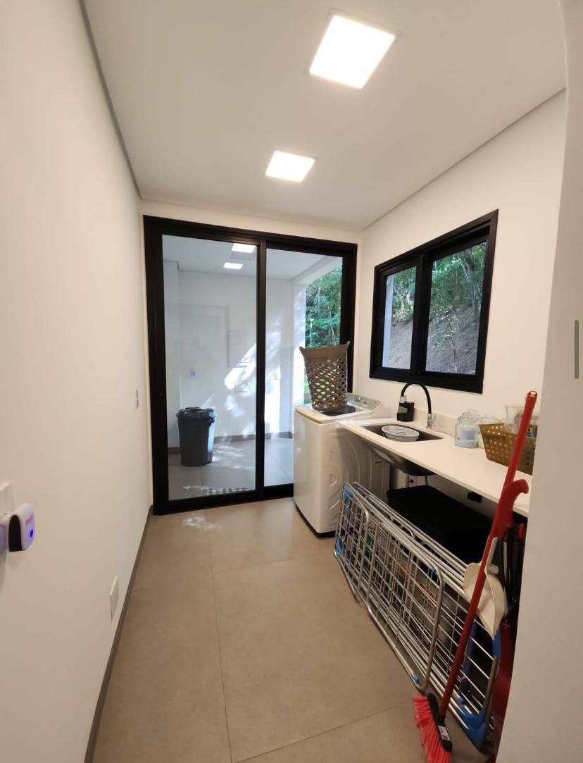 Casa Condomínio, Residencial, 3 vaga(s) de garagem