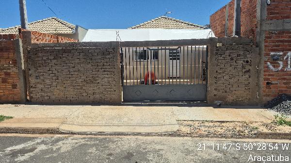 Outros, Outros, CONJUNTO HABITACIONAL LUANA II, 2 dormitório(s), 1 vaga(s) de garagem
