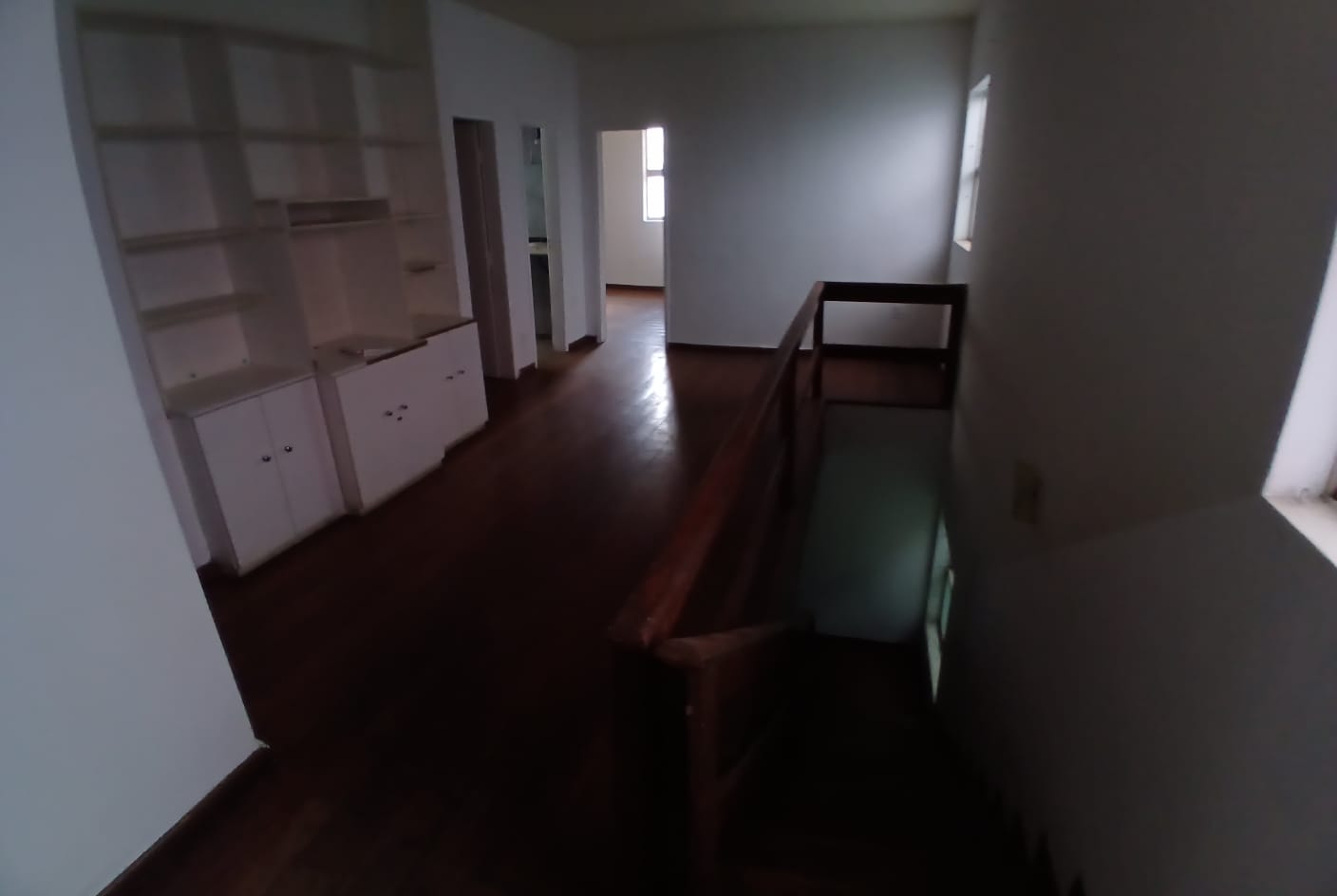 Casa, Comercial, 5 dormitório(s), 7 vaga(s) de garagem
