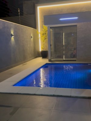 Casa, Residencial, 4 vaga(s) de garagem