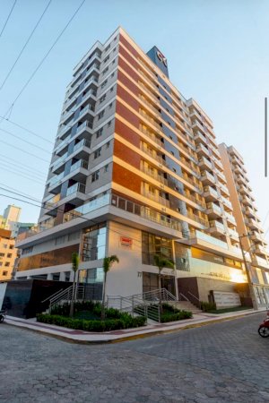 Apartamento_Condominio em Navegantes (SC), 96 m²