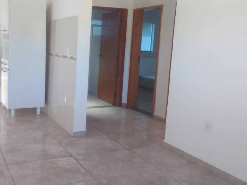 Casa no Uvaranas (foto 14 de 28)