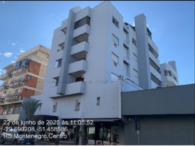 Apartamento com 3 quartos no Centro (foto 2 de 3)