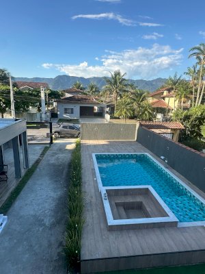 Casa Condomínio, Residencial, 5 dormitório(s), 4 vaga(s) de garagem