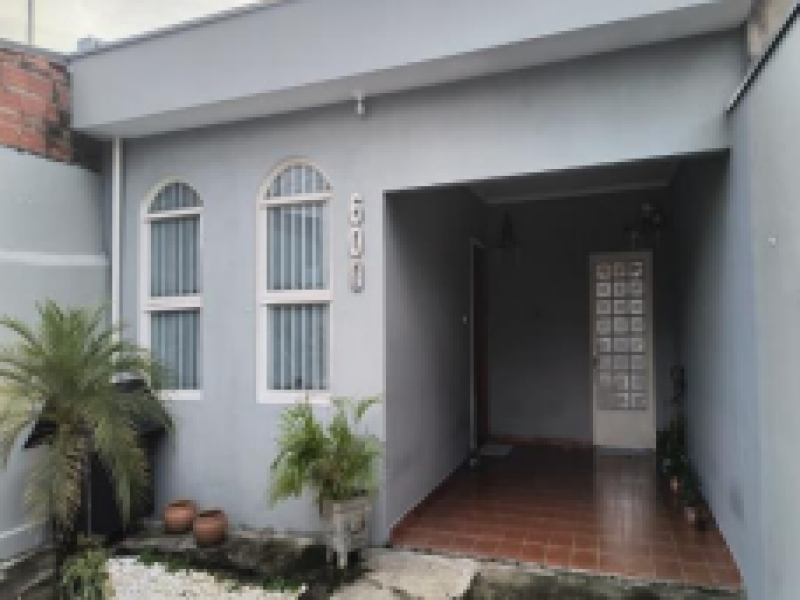 Casa com 2 quartos no Salto de São José (foto 3 de 8)