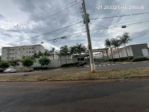 Apartamento em Jaboticabal (SP), 89 m²