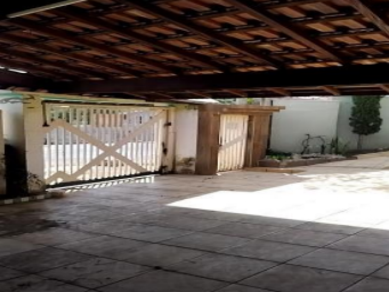 Casa com 5 quartos no Jardim Samira (foto 3 de 17)