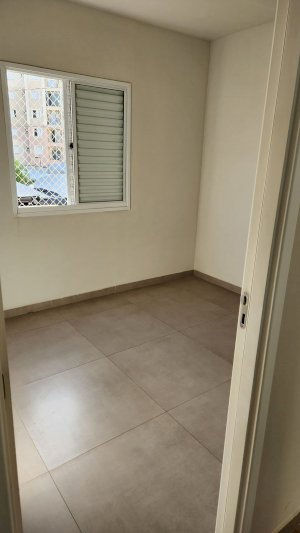 Apartamento Condomínio, Residencial, 2 dormitório(s), 1 vaga(s) de garagem
