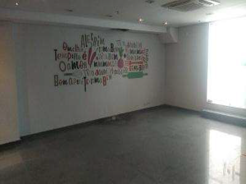 Prédio no Centro (foto 13 de 21)