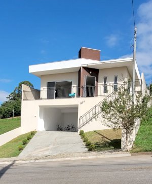 Casa_Condominio em Santana de Parnaíba (SP)