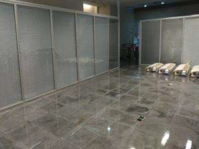 Prédio no Centro (foto 15 de 21)