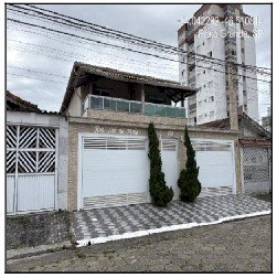 Casa em Praia Grande (SP)