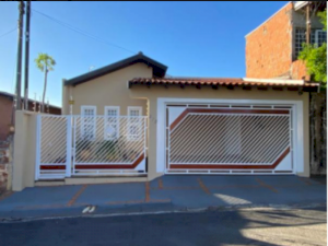 Casa em Assis (SP), 133 m²