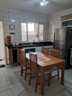 Apartamento Condomínio, Residencial, 2 vaga(s) de garagem