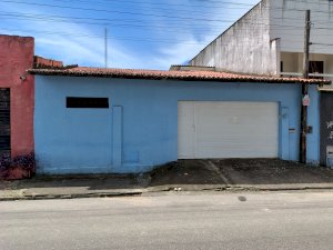 Casa, Residencial, 3 dormitório(s), 2 vaga(s) de garagem