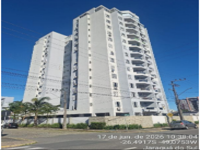 Apartamento no Centro (foto 2 de 3)
