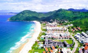 Apartamento Condomínio, Residencial, 1 vaga(s) de garagem