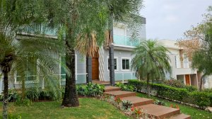 Casa Condomínio, Residencial, 5 dormitório(s), 6 vaga(s) de garagem