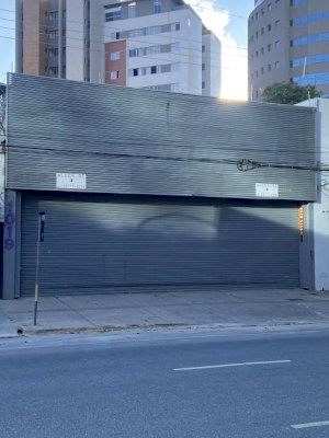 Loja/Salão Comercial em Belo Horizonte (MG), 415 m²