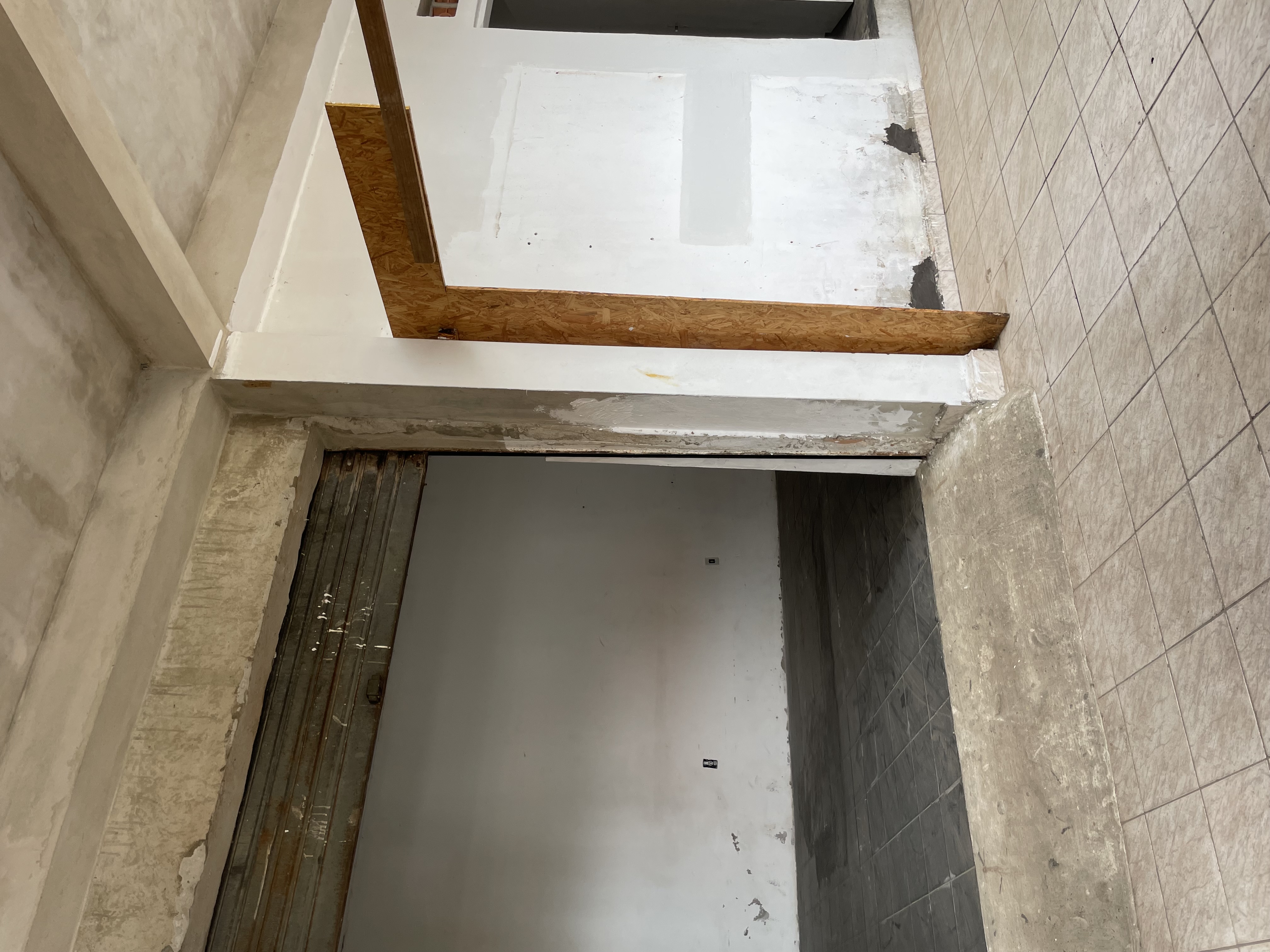 Casa, Residencial, 2 dormitório(s), 1 vaga(s) de garagem