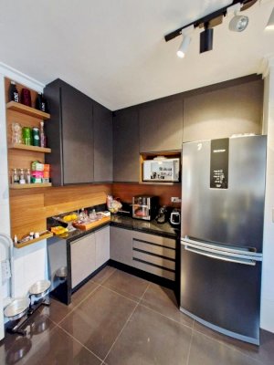 Apartamento Condomínio, Residencial, 2 vaga(s) de garagem