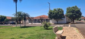 Casa, Residencial, 4 dormitório(s), 5 vaga(s) de garagem