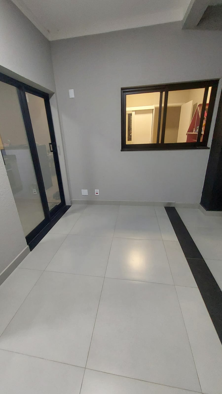 Casa Condomínio, Residencial, 3 dormitório(s), 1 vaga(s) de garagem