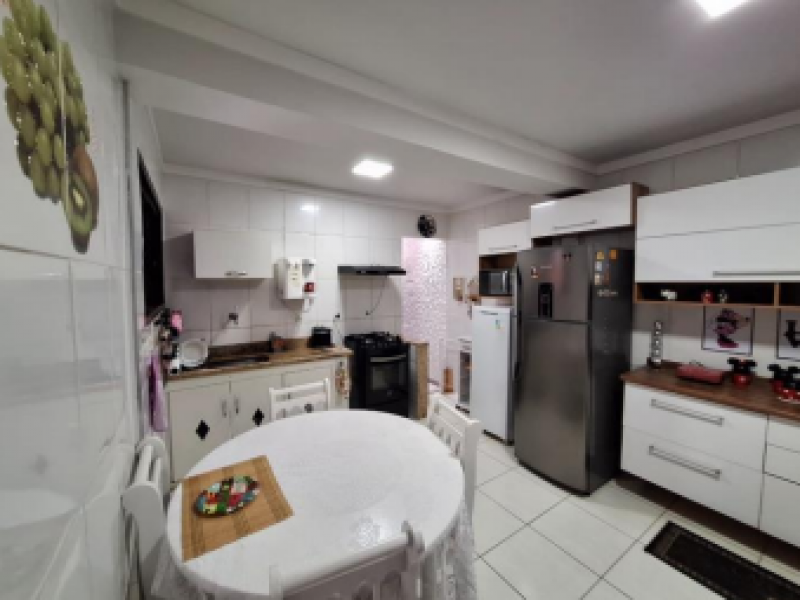 Casa com 4 quartos em Areal (foto 10 de 21)