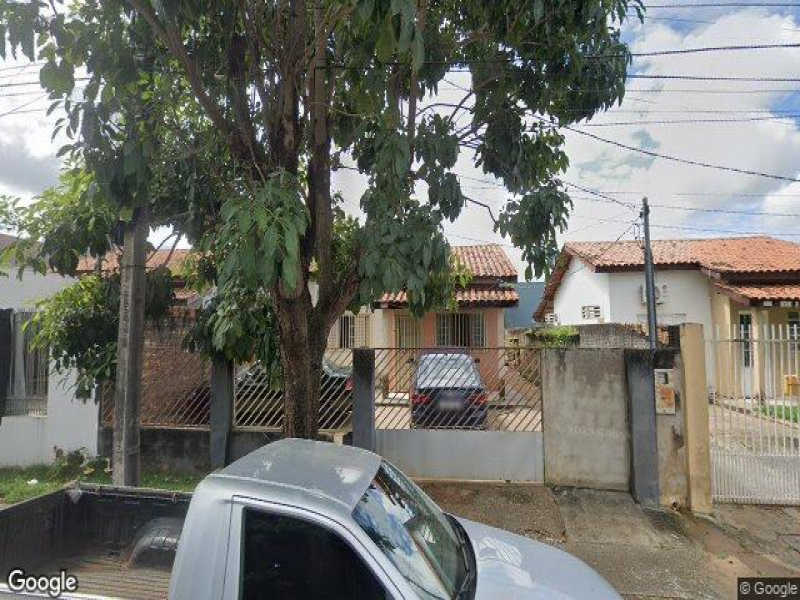Casa com 2 quartos no Jardim Cerrado (foto 2 de 6)