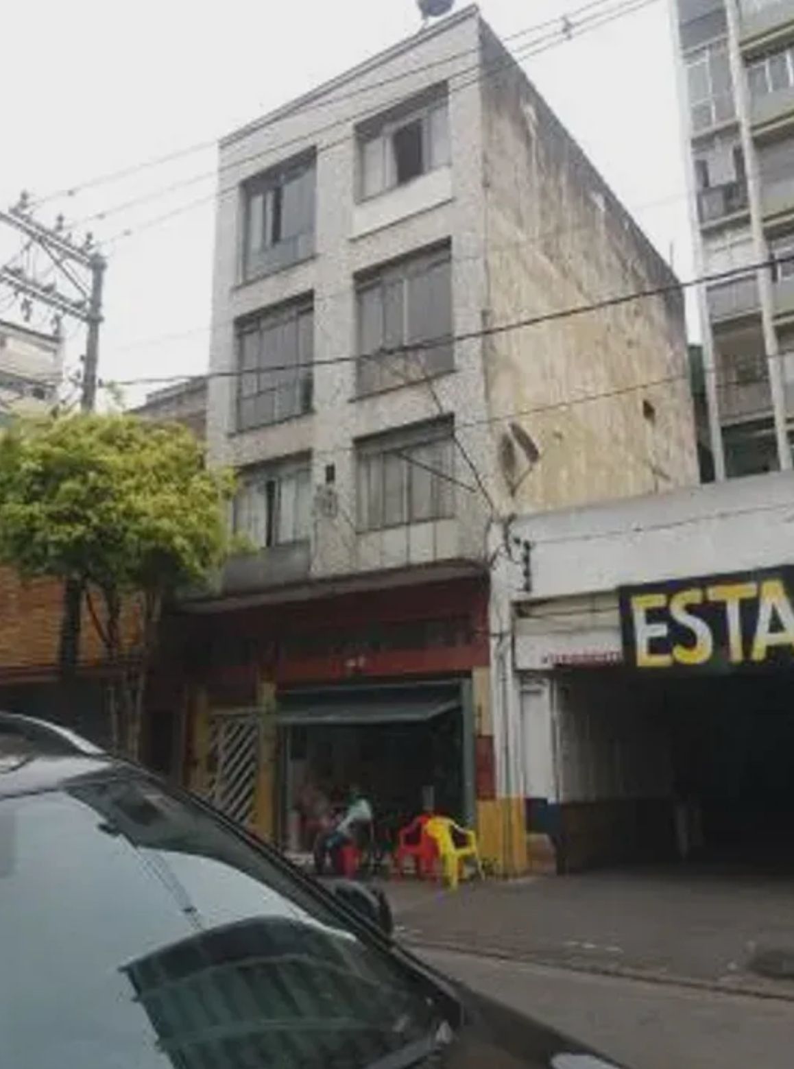 Prédio, Misto