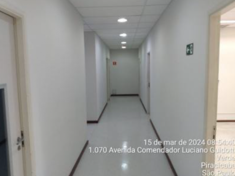 Prédio no Caxambu (foto 17 de 17)