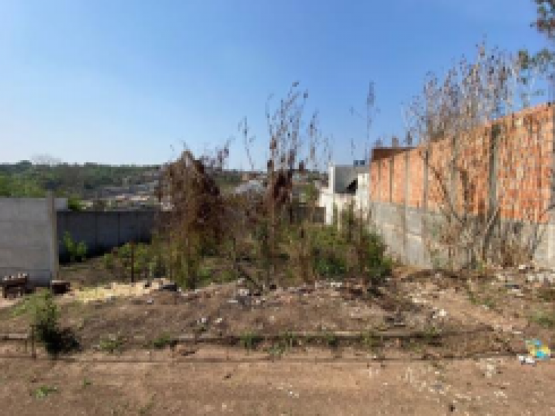 Terreno no Campina Verde (foto 3 de 5)