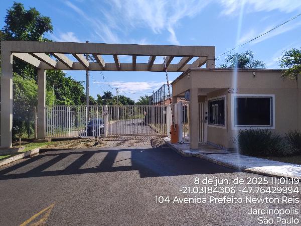 Outros, Outros, CENTRO, 2 dormitório(s), 1 vaga(s) de garagem