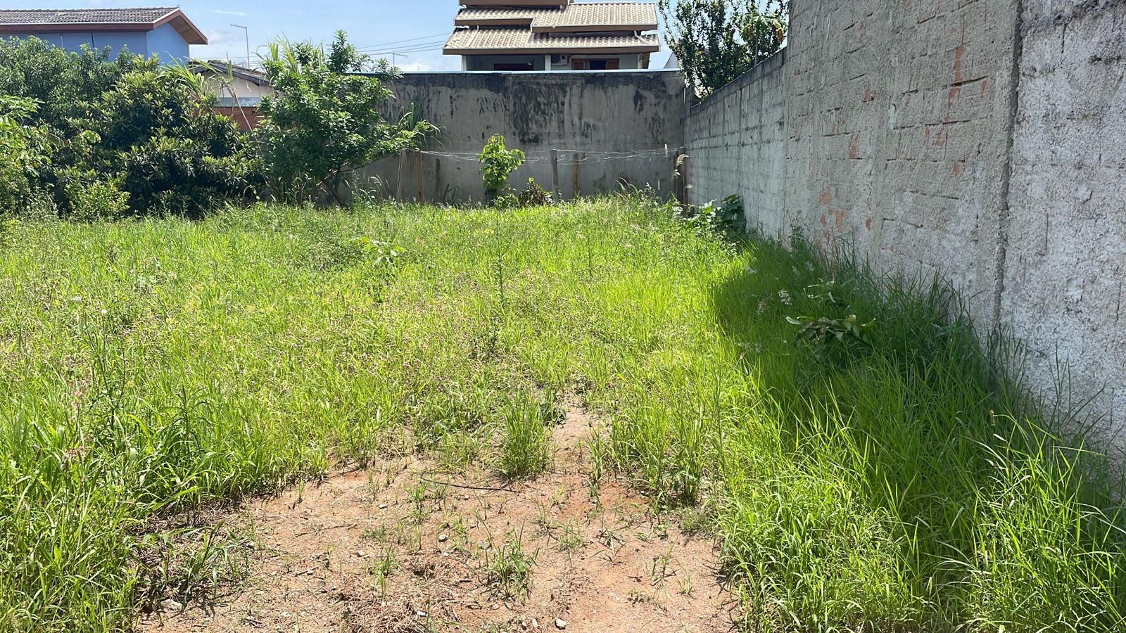 Village das Flores · Caçapava, SP