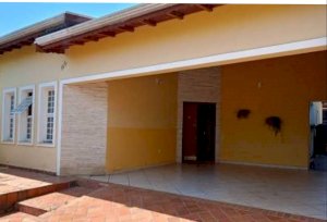 Casa, Residencial, 3 dormitório(s), 3 vaga(s) de garagem