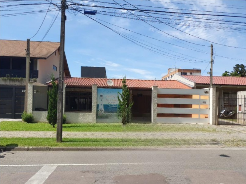Casa, Residencial, Planta Jardim Bacacheri, 4 dormitório(s), 1 vaga(s) de garagem