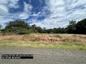 Lote em Pardinho (SP)